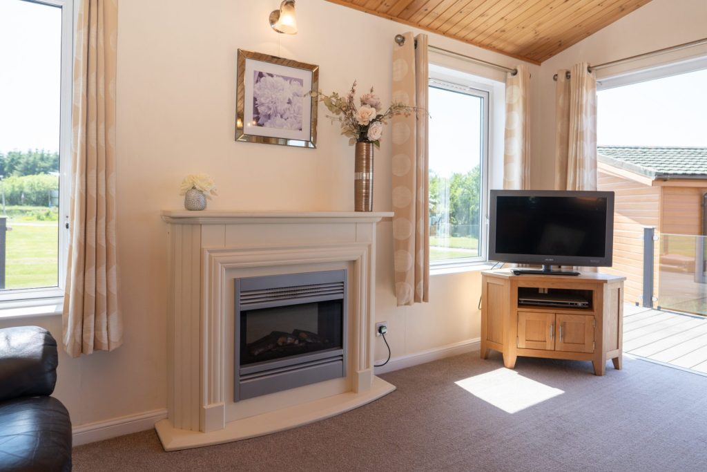 26 Ocean view lodge at Mullacott Park is perfectly positioned to explore the North Devon coastline & enjoy numerous North Devon attractions.