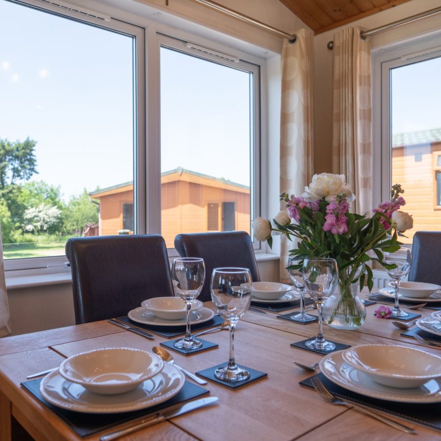 26 Ocean view lodge at Mullacott Park is perfectly positioned to explore the North Devon coastline & enjoy numerous North Devon attractions.