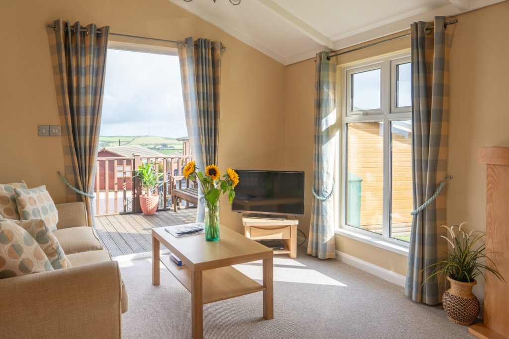 4 bed lodge at The 31 acre site of Mullacott Park is well placed for easily accessing by car some of the most beautiful spots on the North Devon coast