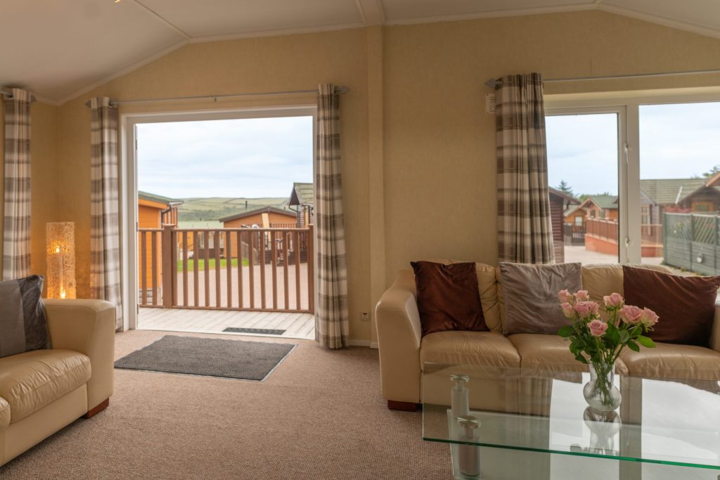 Lodge with hot tub sleeps 4 at the 31 acre site of Mullacott Park is well placed for easily accessing by car some of the most beautiful spots on the North Devon coast