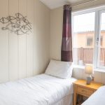 Family Lodge sleeps up to 6, countryside views and near to beach for surfing