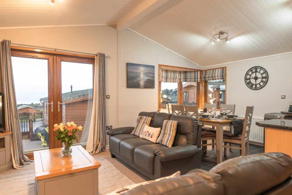 31 Ocean Terrace with Hot Tub Available to Hire