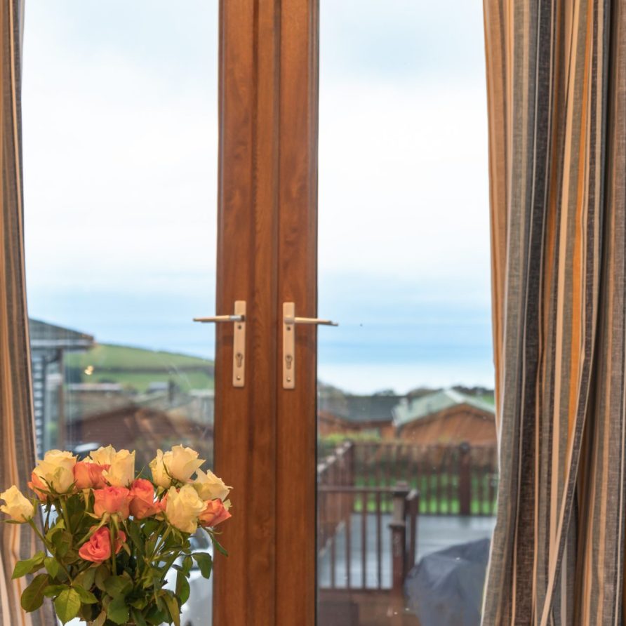 31 Ocean Terrace with Hot Tub Available to Hire
