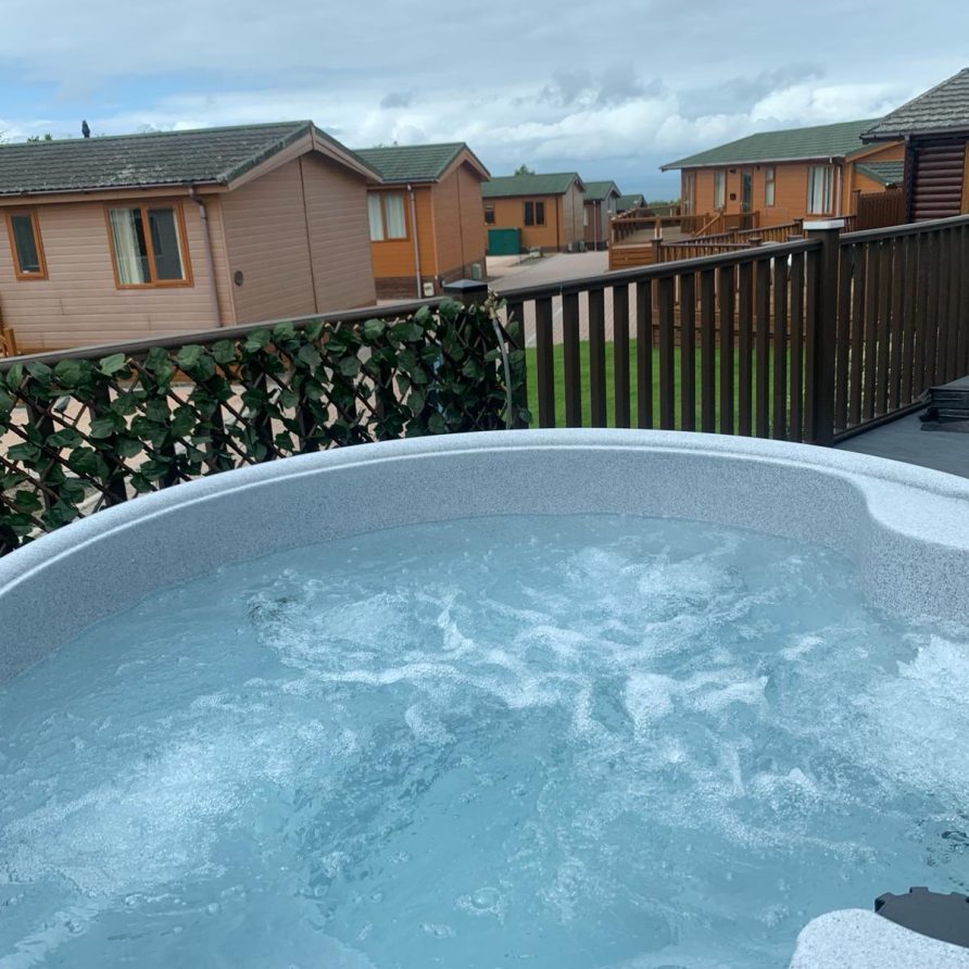23 Ocean View hot tub, north devon holiday accommodation